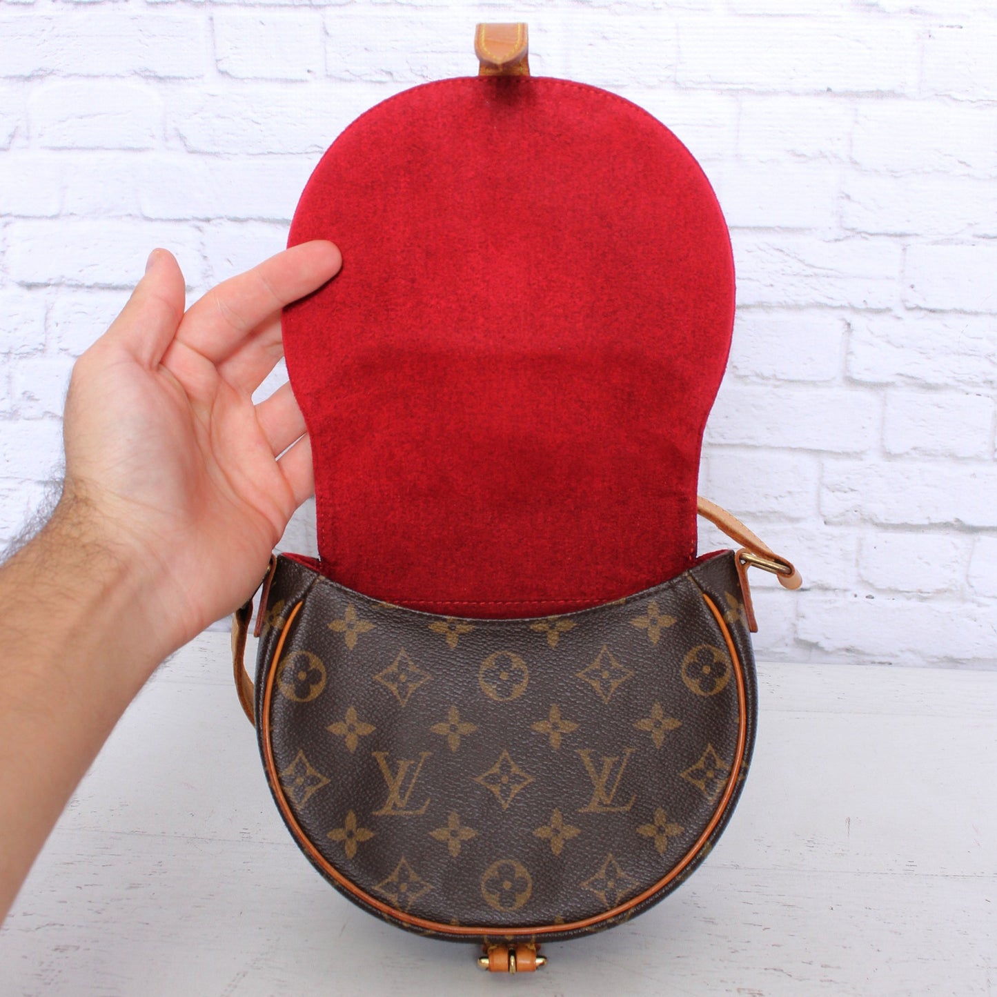 Louis Vuitton Tambourine Monogram Crossbody Shoulder Handbag Brown Leather A5650