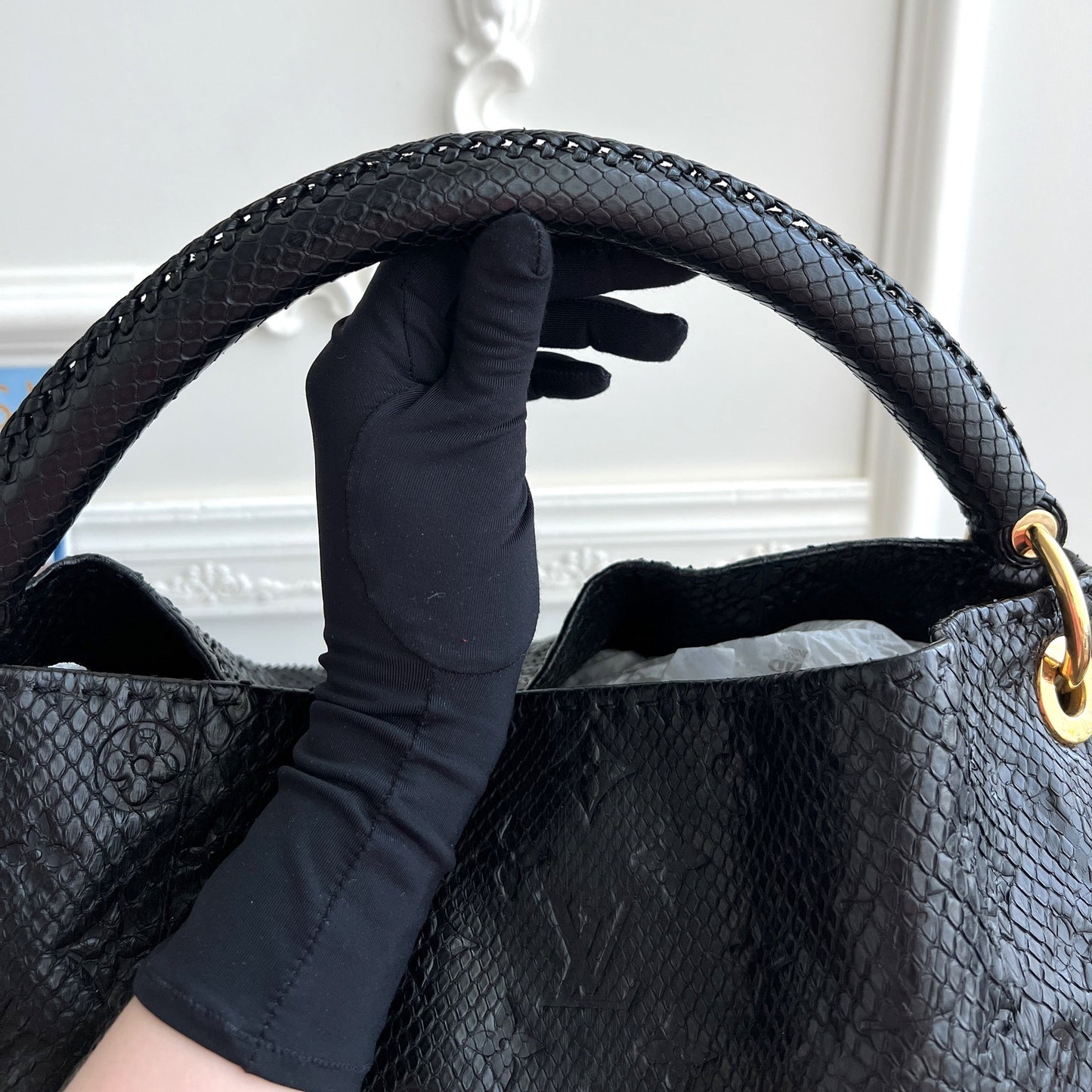 Louis Vuitton Artsy MM Python Black Leather Tote