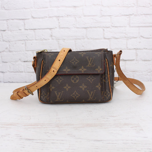Louis Vuitton Viva Cite PM Small Crossbody & Shoulder Leather Red Purse A4573