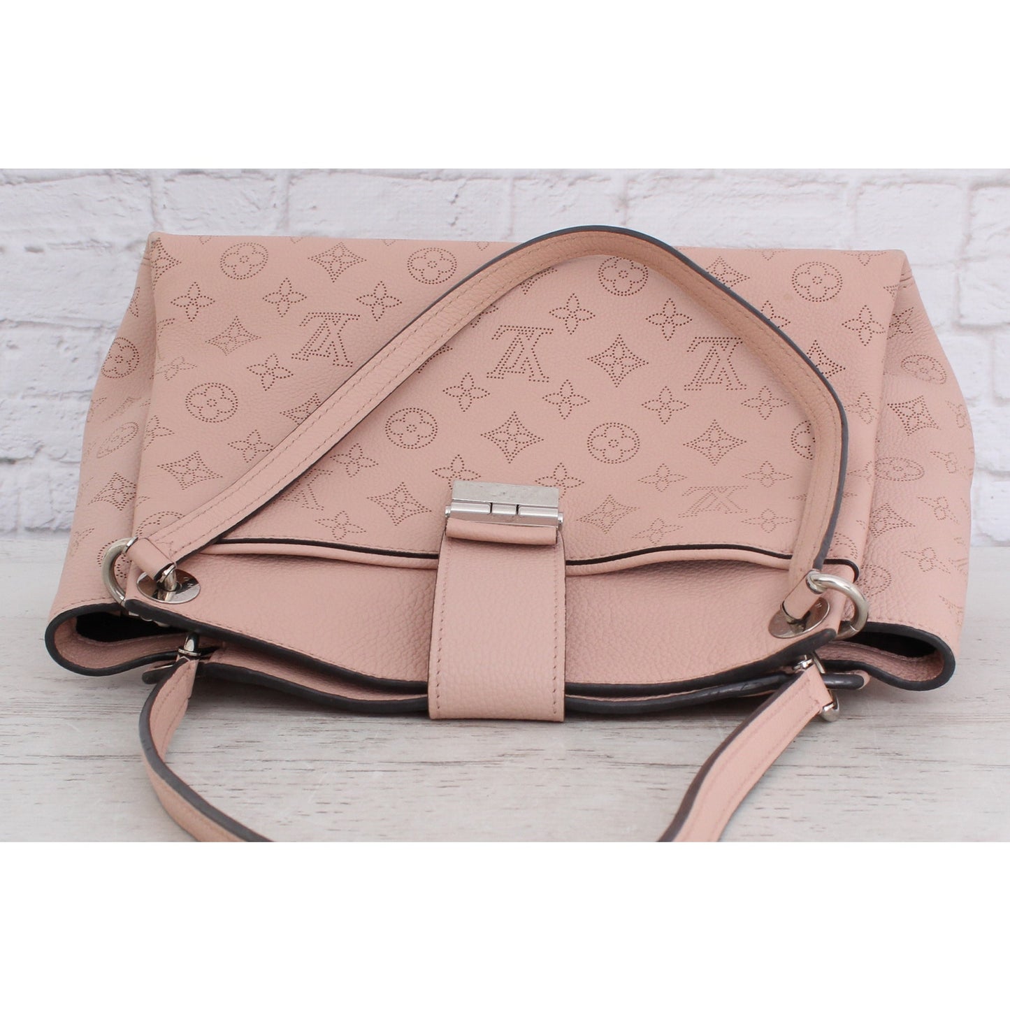 Louis Vuitton Sevres Pink Mahina Shoulder Bag