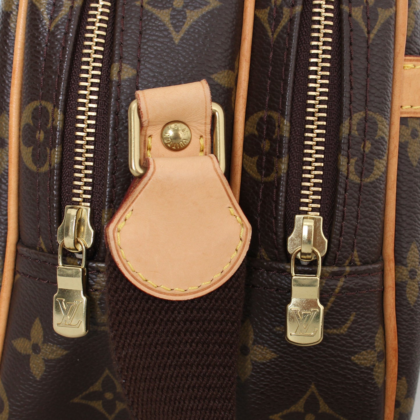 Louis Vuitton Reporter PM Monogram Crossbody SP1160