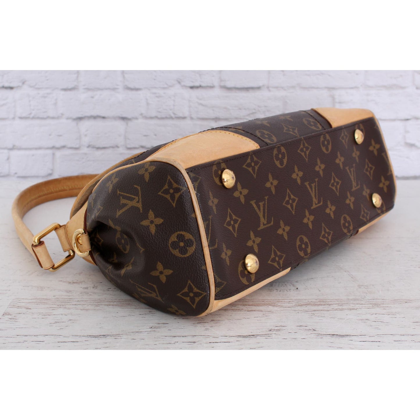 Louis Vuitton Beverly MM Monogram Shoulder Bag