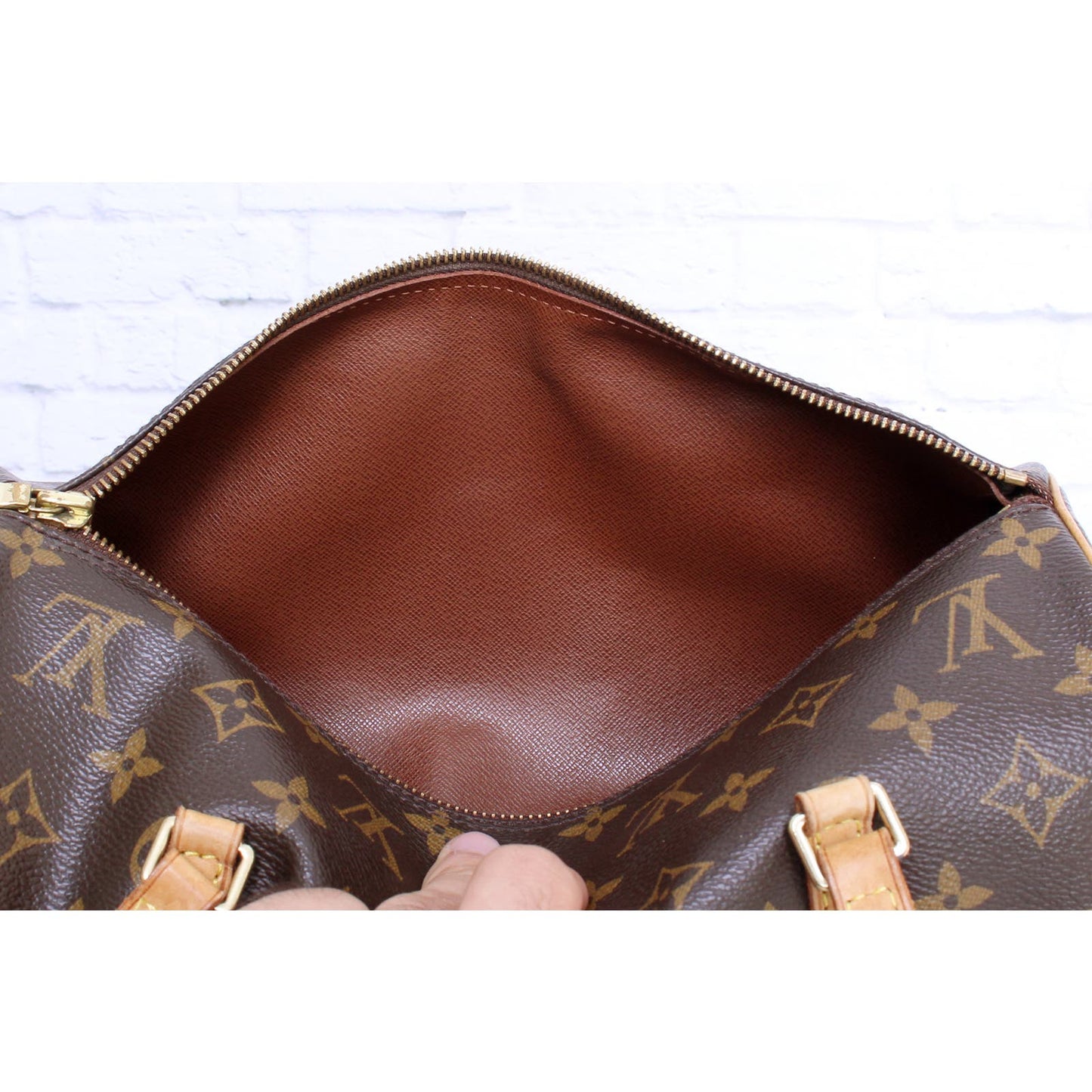 Louis Vuitton Papillon 30 Monogram with Pouch plus Certificate of Authenticity