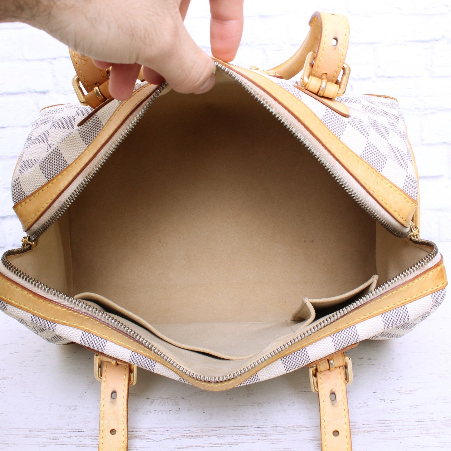 Louis Vuitton Berkeley Damier Azur Tote Shoulder Bag White Boston Duffle A5343