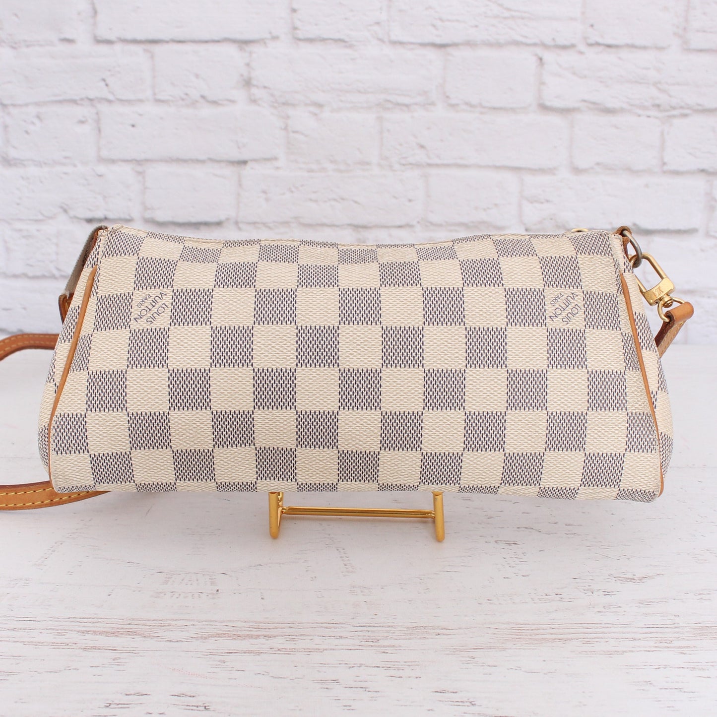 Louis Vuitton Eva Damier Azur Small Crossbody Shoulder Purse Chain Strap A4261