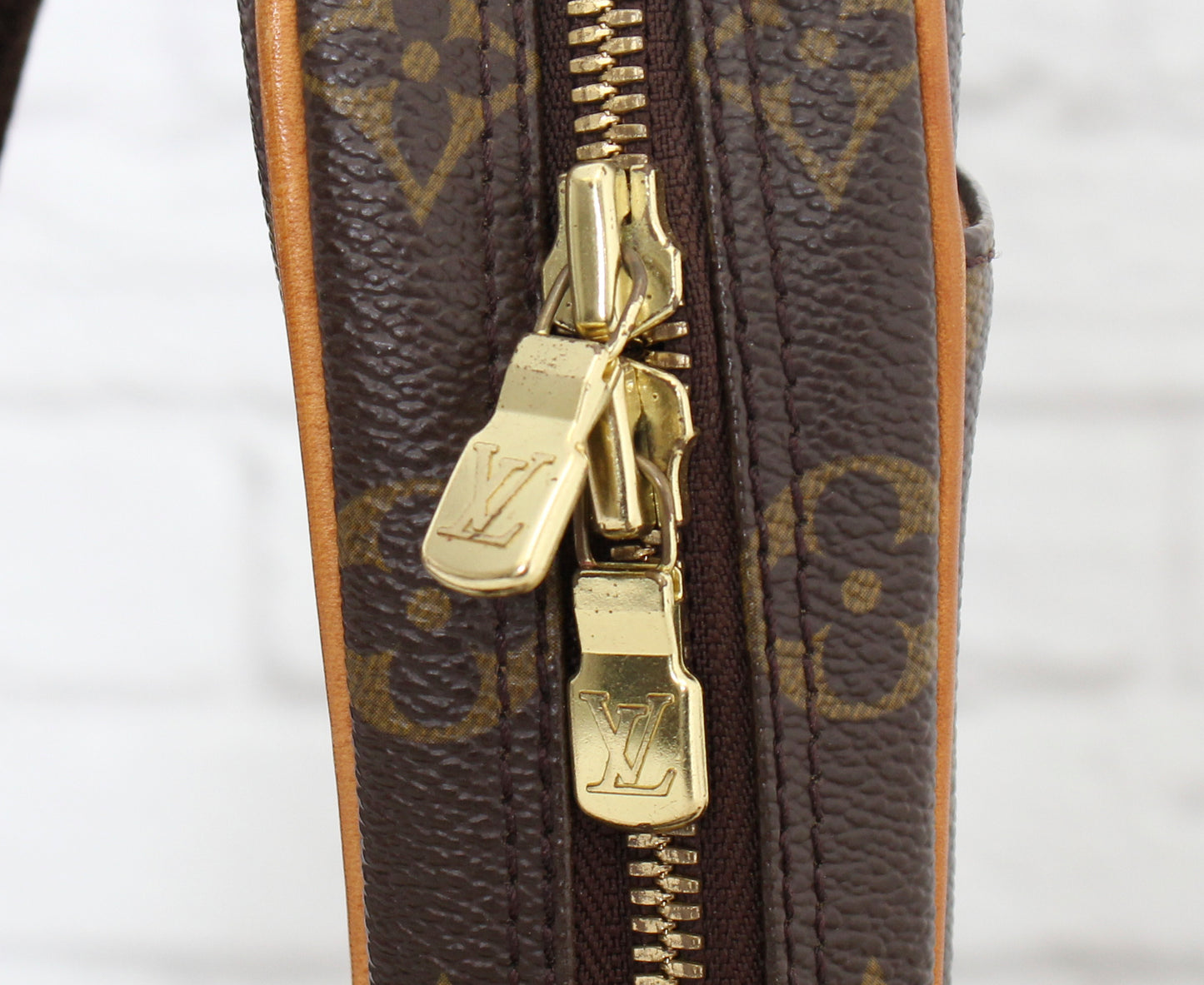 Louis Vuitton Pochette Monogram Bumbag Great Condition