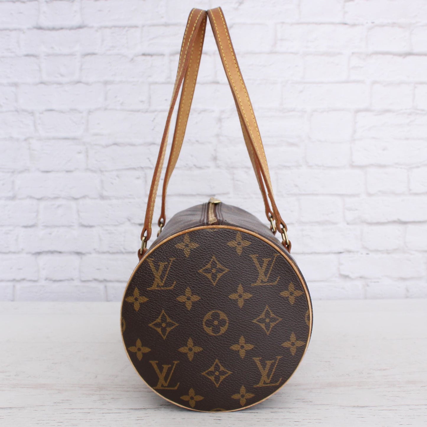 Louis Vuitton Papillon 30 Monogram with Pouch plus Certificate of Authenticity