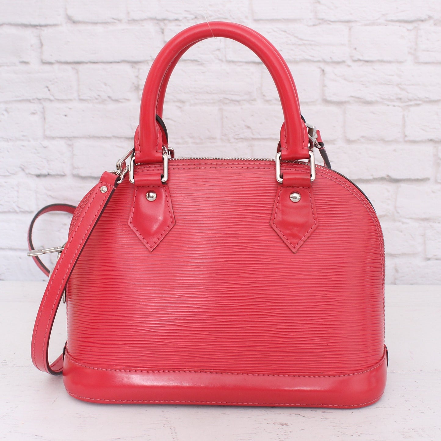 Louis Vuitton Alma BB Pink Epi Crossbody Leather Satchel Handbag A2664