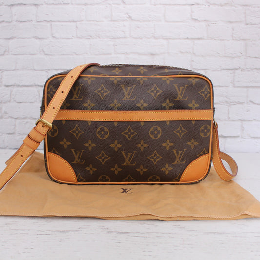 Louis Vuitton Trocadero 27 MM Monogram Crossbody Shoulder LV Handbag Purse A5186