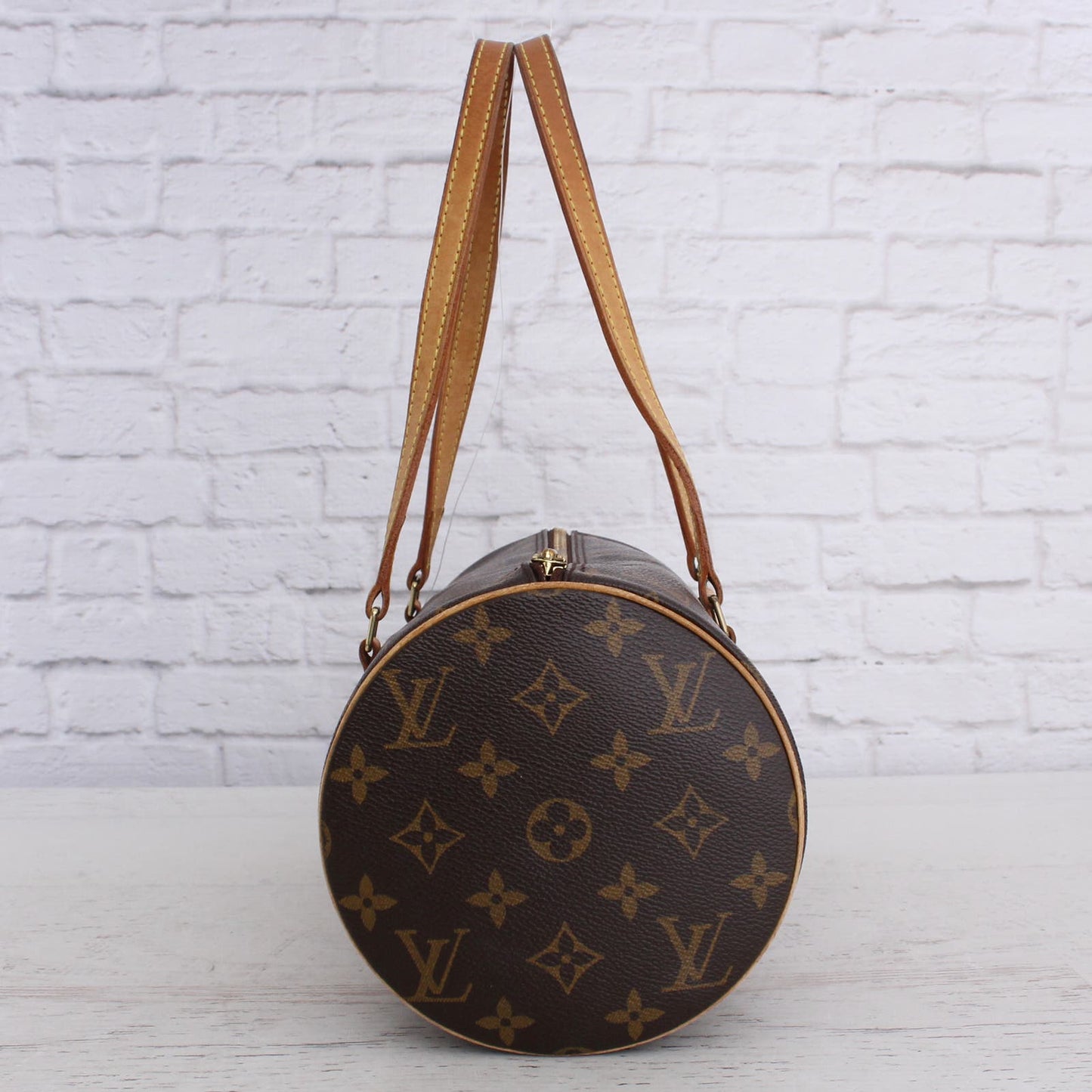 Louis Vuitton Papillon 30 Monogram with Pouch plus Certificate of Authenticity