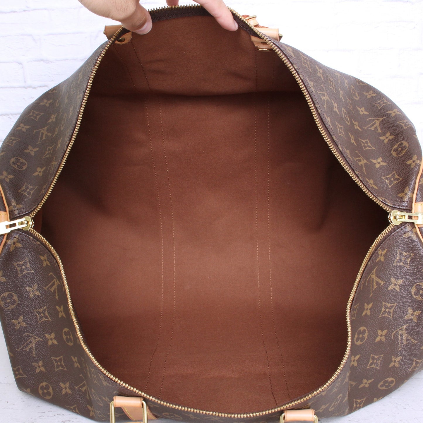 Louis Vuitton Keepall 60 Bandouliere Monogram Duffle Luggage Bag