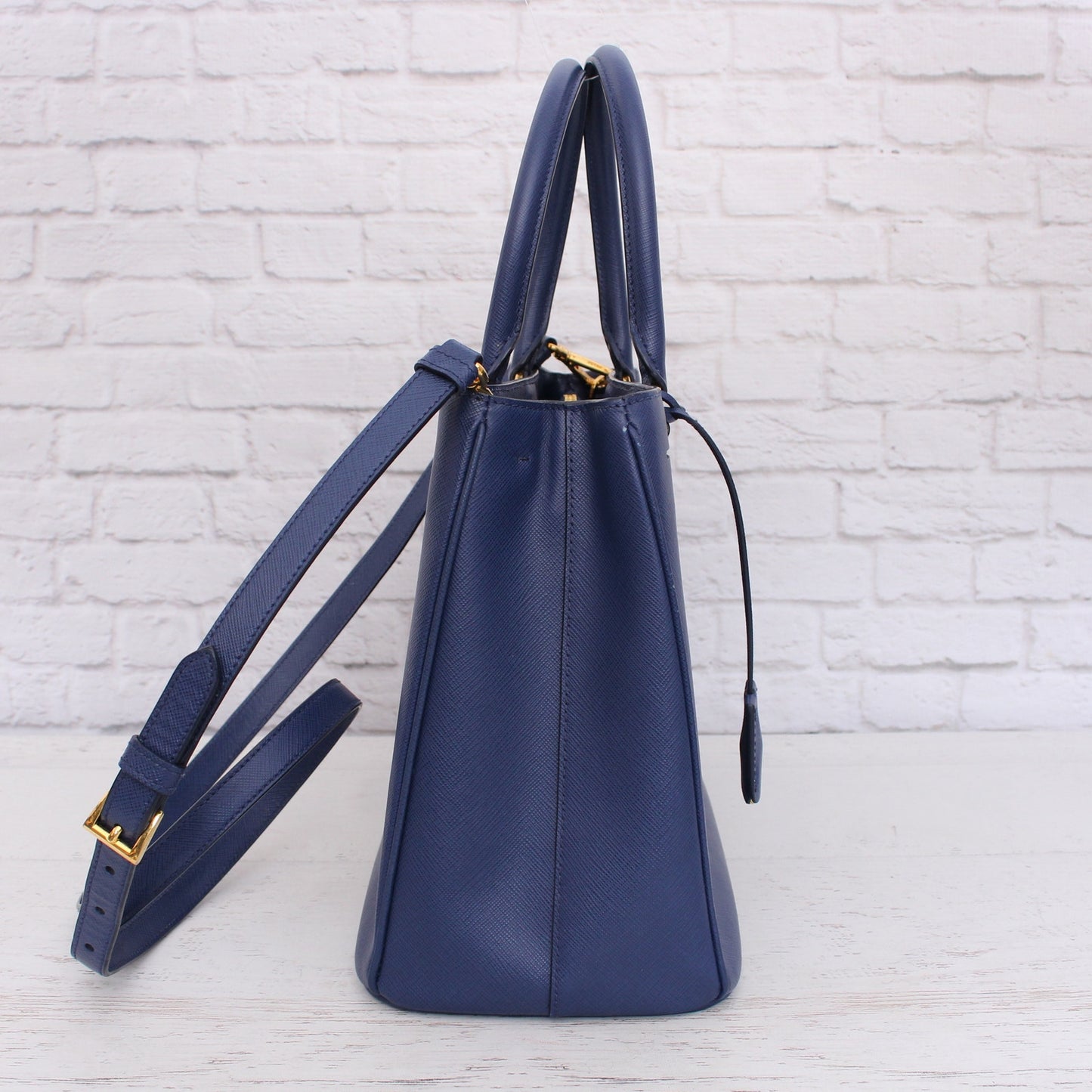 Prada Galliera Blue Saffiano Crossbody Leather Strap Satchel LV Purse A4939