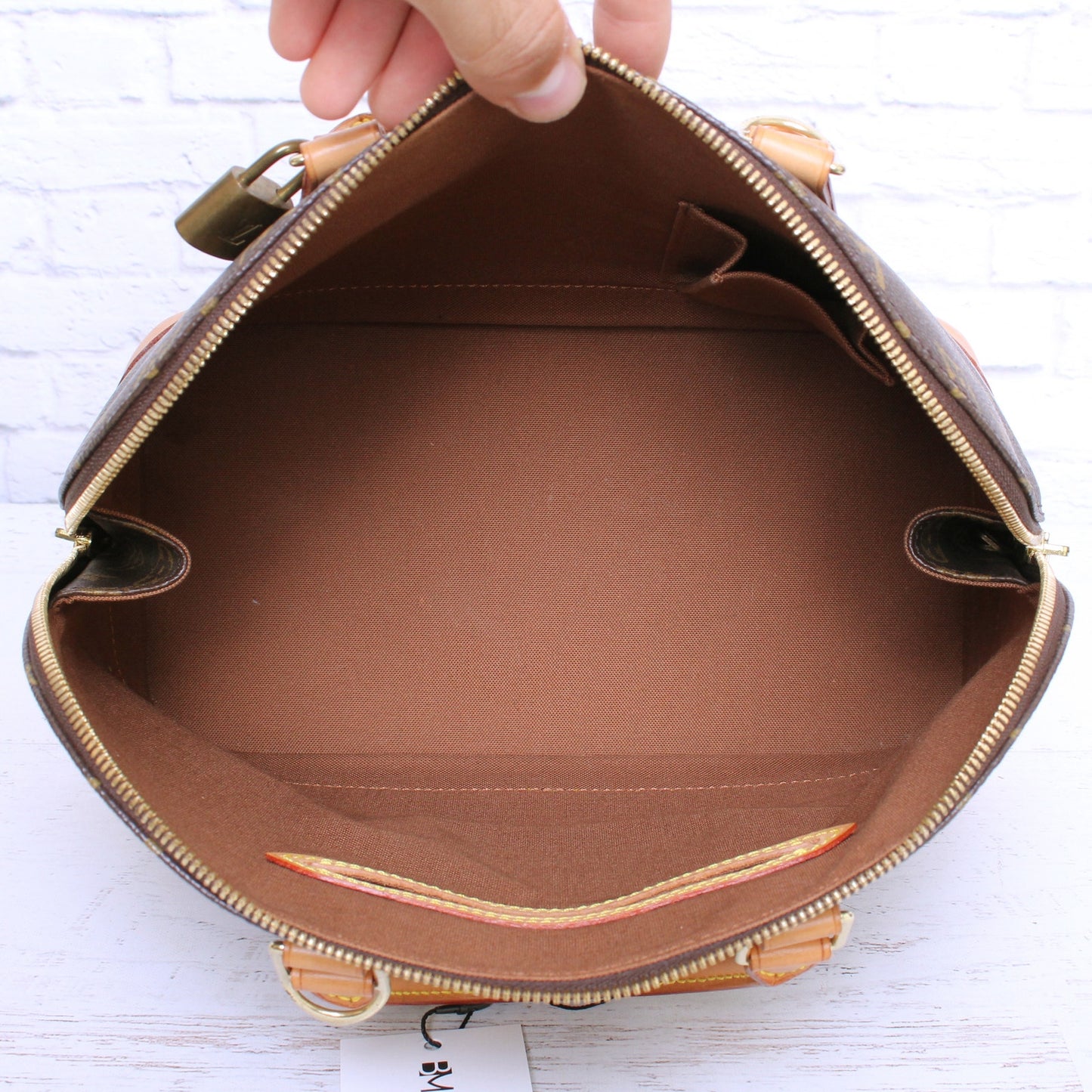 Louis Vuitton Alma MM Monogram Satchel Brown Leather Handbag Tote Purse A5092