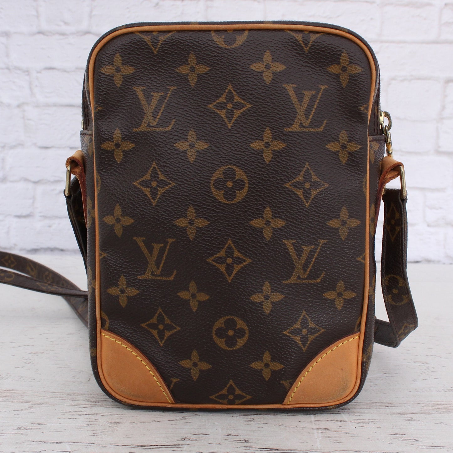 Louis Vuitton Amazon Crossbody Monogram