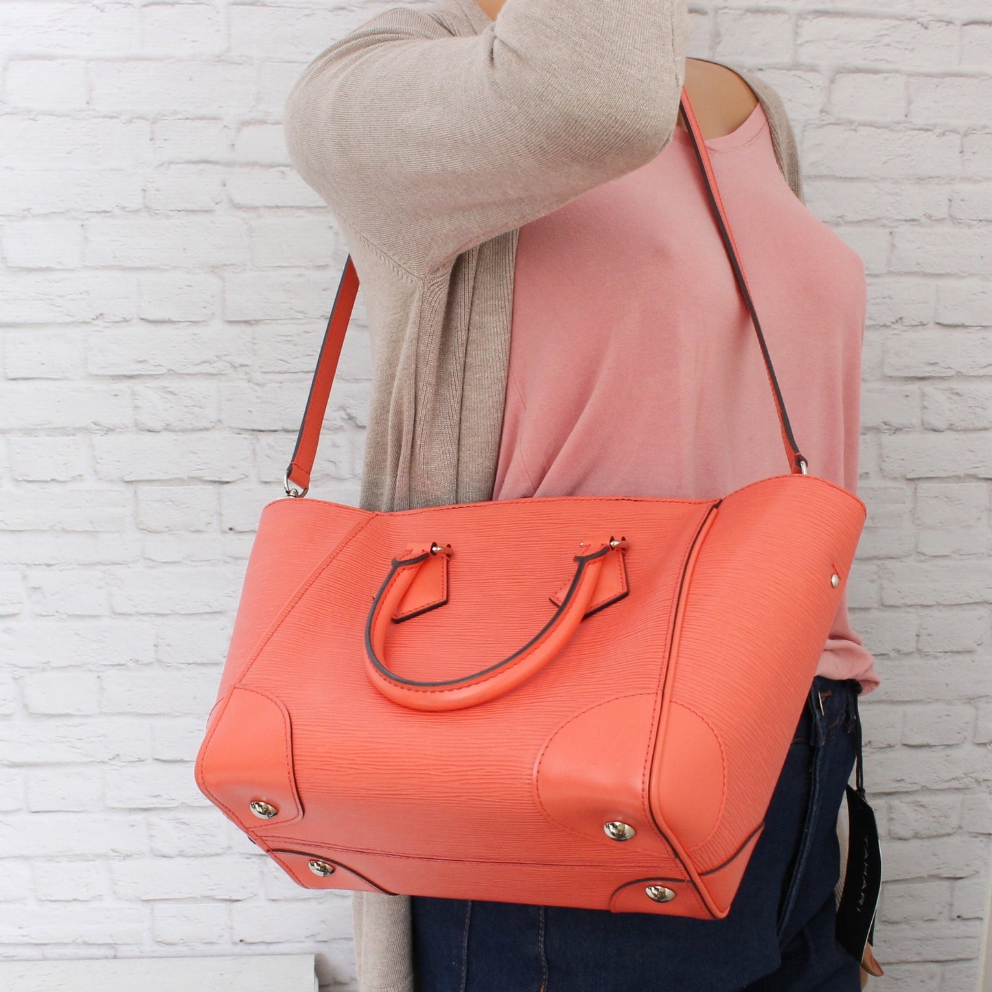Louis Vuitton Phoenix PM Pink Epi Satchel Crossbody and Shoulder Purse A4490