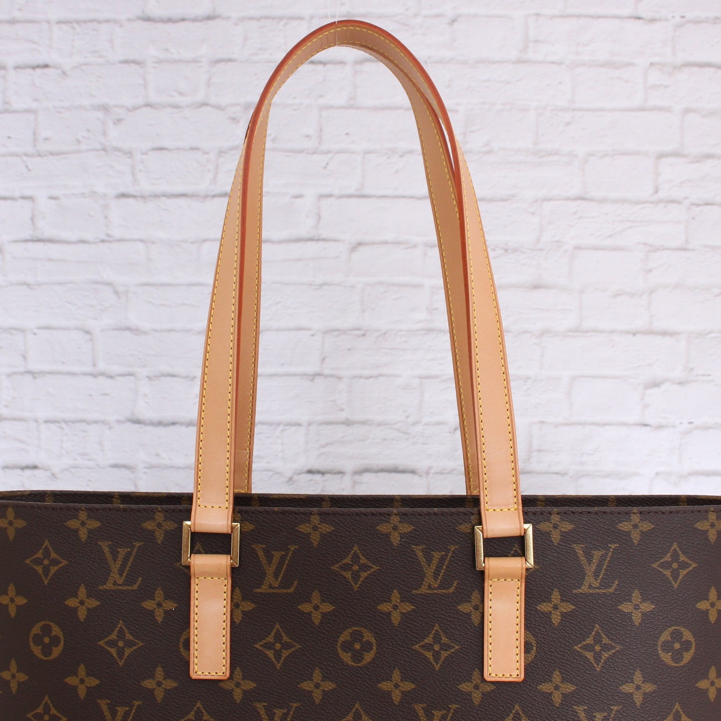 Louis Vuitton Luco Monogram Tote