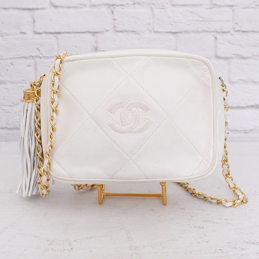 Chanel CC Camera Bag White Lambskin Leather Shoulder Crossbody Handbag A4050