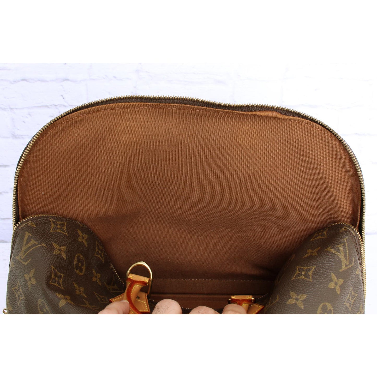 Louis Vuitton Alma MM Monogram Satchel