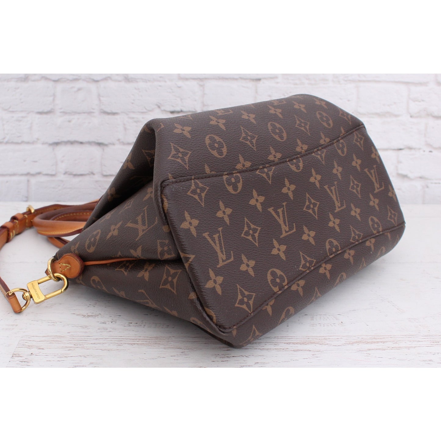 Louis Vuitton Rivoli PM Crossbody Monogram Canvas Satchel Brown Handbag A3573