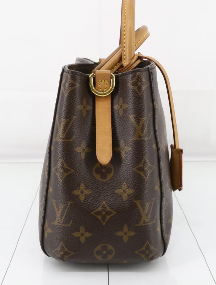 Louis Vuitton Montaigne BB Monogram with strap, lock, keys, charm