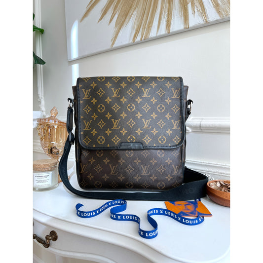 Authentic Louis Vuitton Macassar Bass MM Shoulder Crossbody Monogram