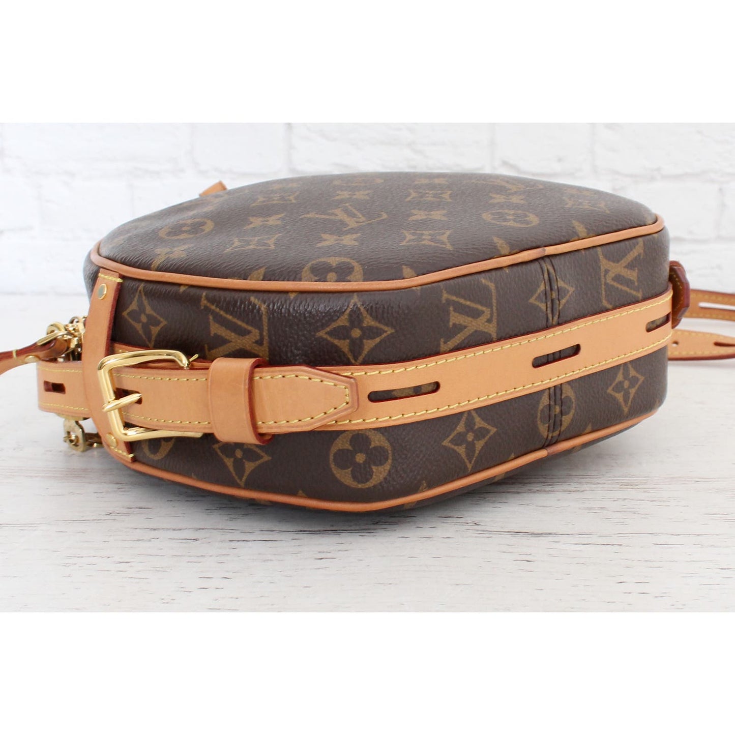 Louis Vuitton Boite Chapeau Souple MM Monogram Crossbody