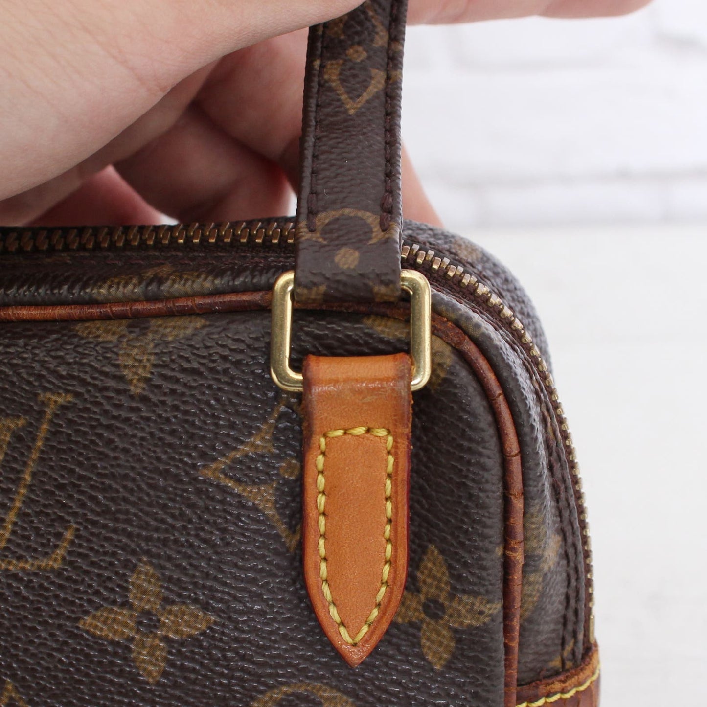 Louis Vuitton Marly Bandouliere Monogram Crossbody Purse Leather Zip