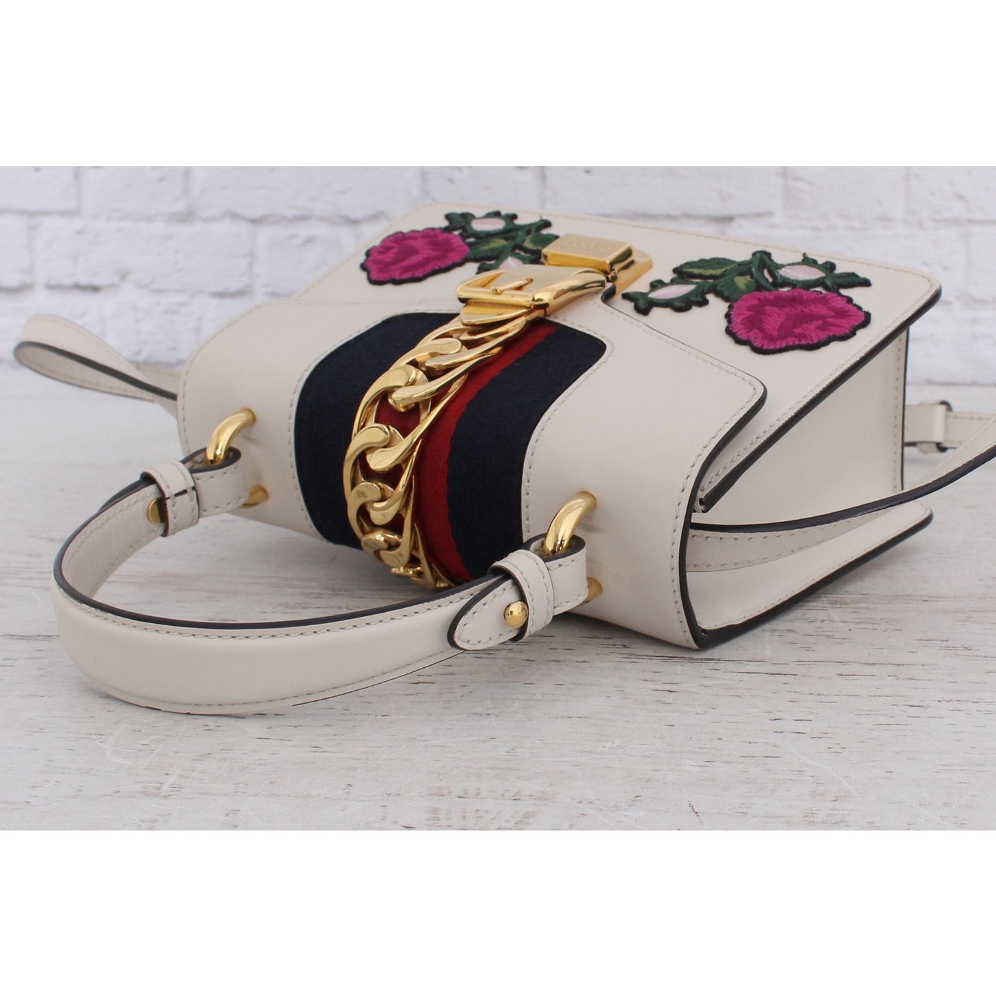 Gucci Mini Sylvie White Floral Crossbody Small