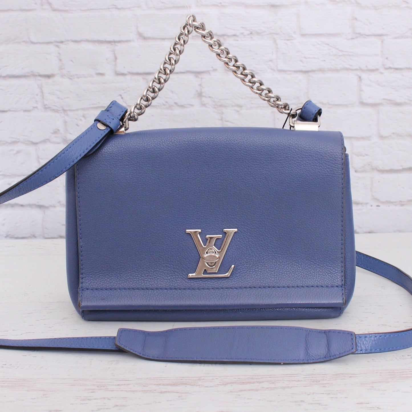 Louis Vuitton Lockme II BB Blue Calfskin Leather Crossbody & Shoulder A5040