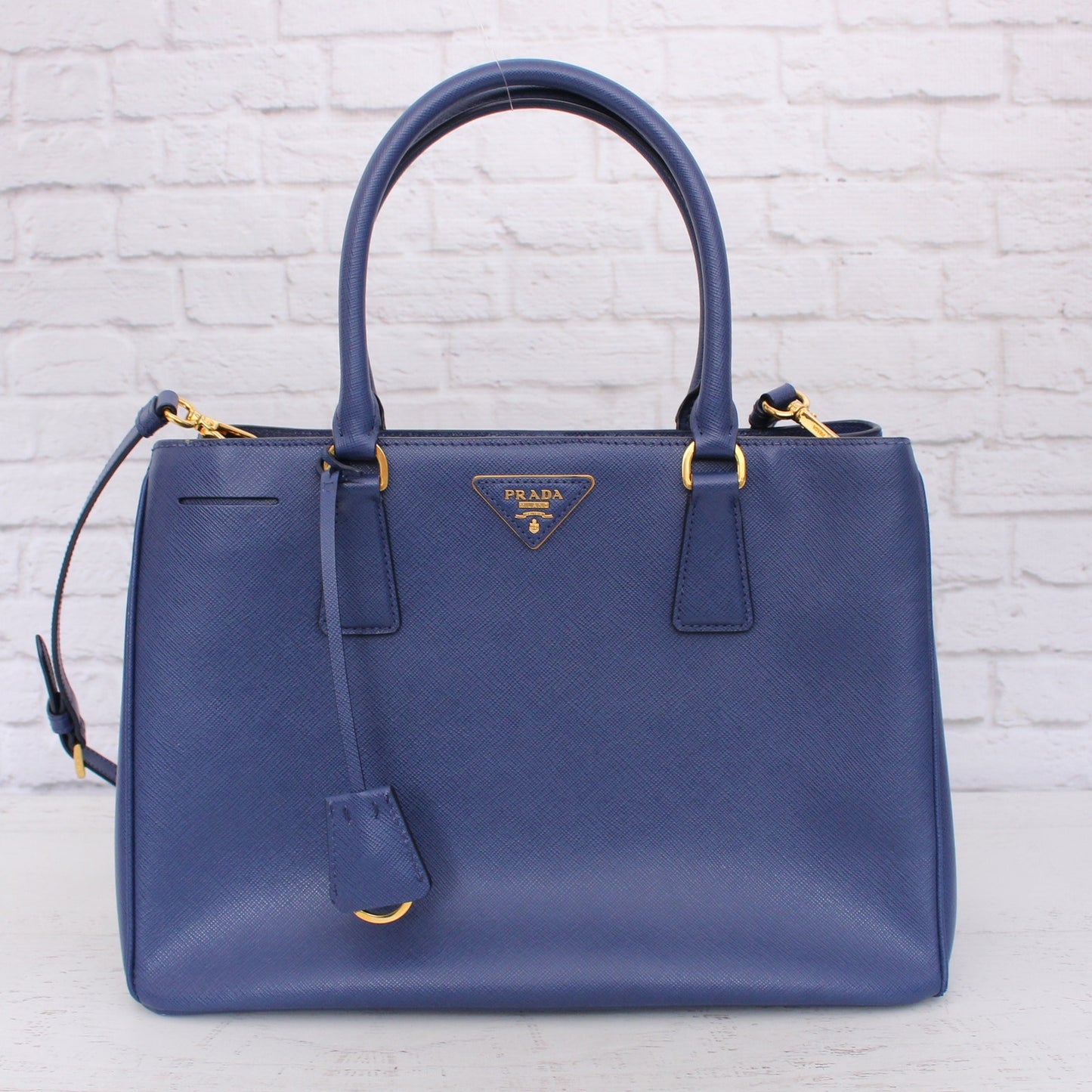 Prada Galliera Blue Saffiano Crossbody Leather Strap Satchel LV Purse A4939