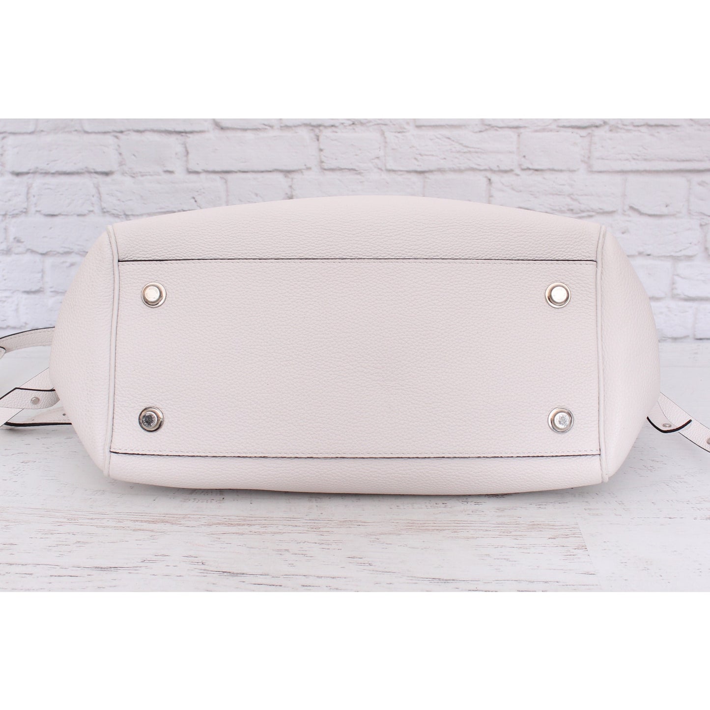 Louis Vuitton Mira MM White Taurillon Satchel Crossbody and Shoulder Purse A4780