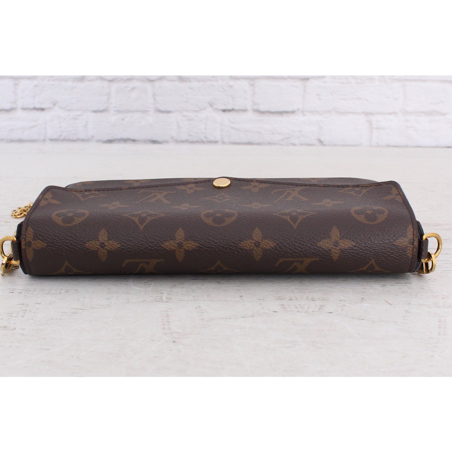 Louis Vuitton Pochette Felice Monogram Crossbody