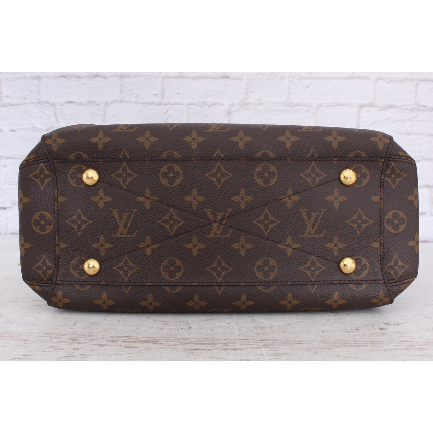 Louis Vuitton Montaigne MM Monogram Bag Satchel