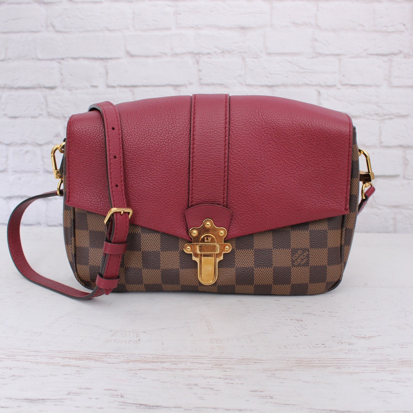 Louis Vuitton Clapton PM Damier Ebene Brown Crossbody Shoulder Purse C0007
