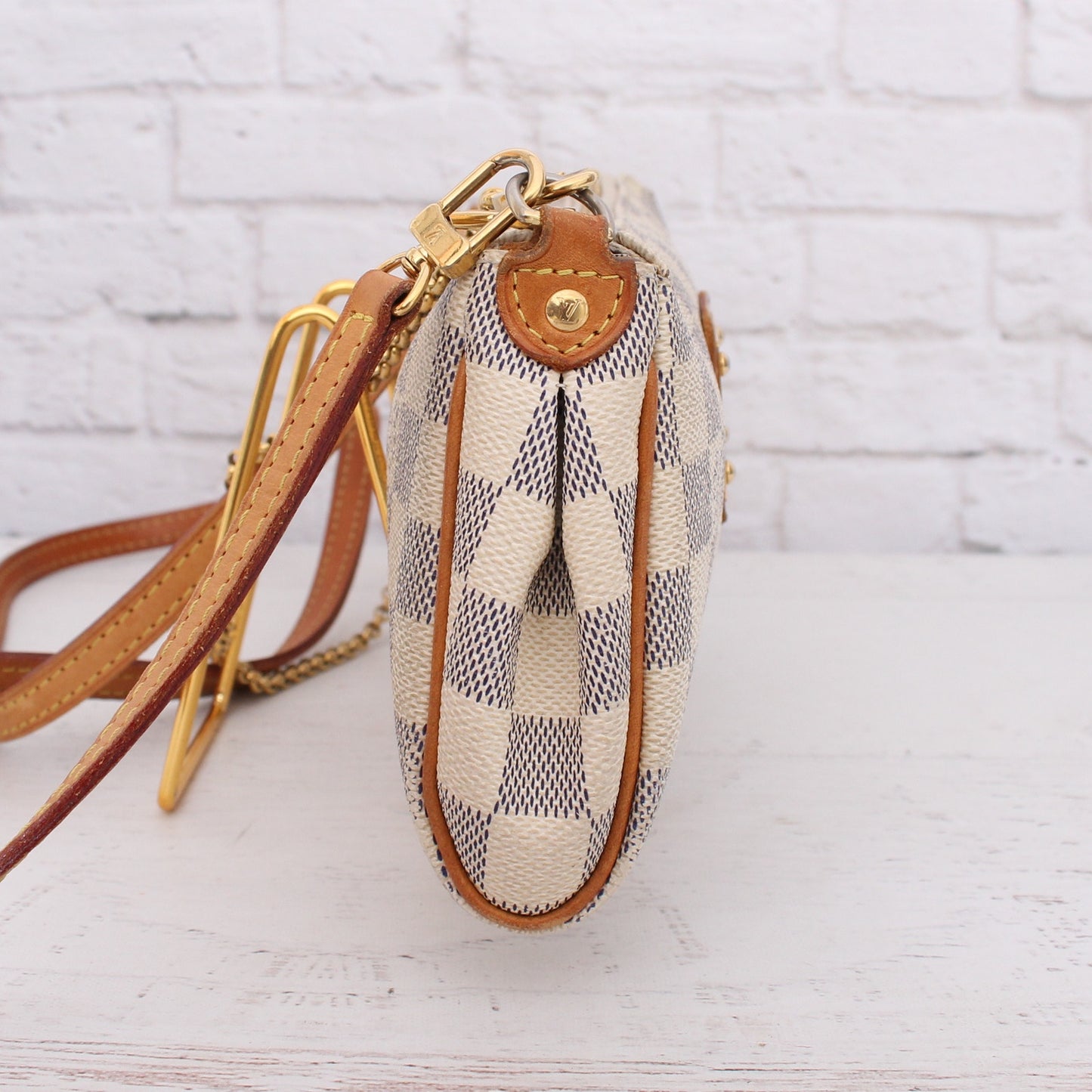 Louis Vuitton Eva Damier Azur Small Crossbody Shoulder Purse Chain Strap A4261