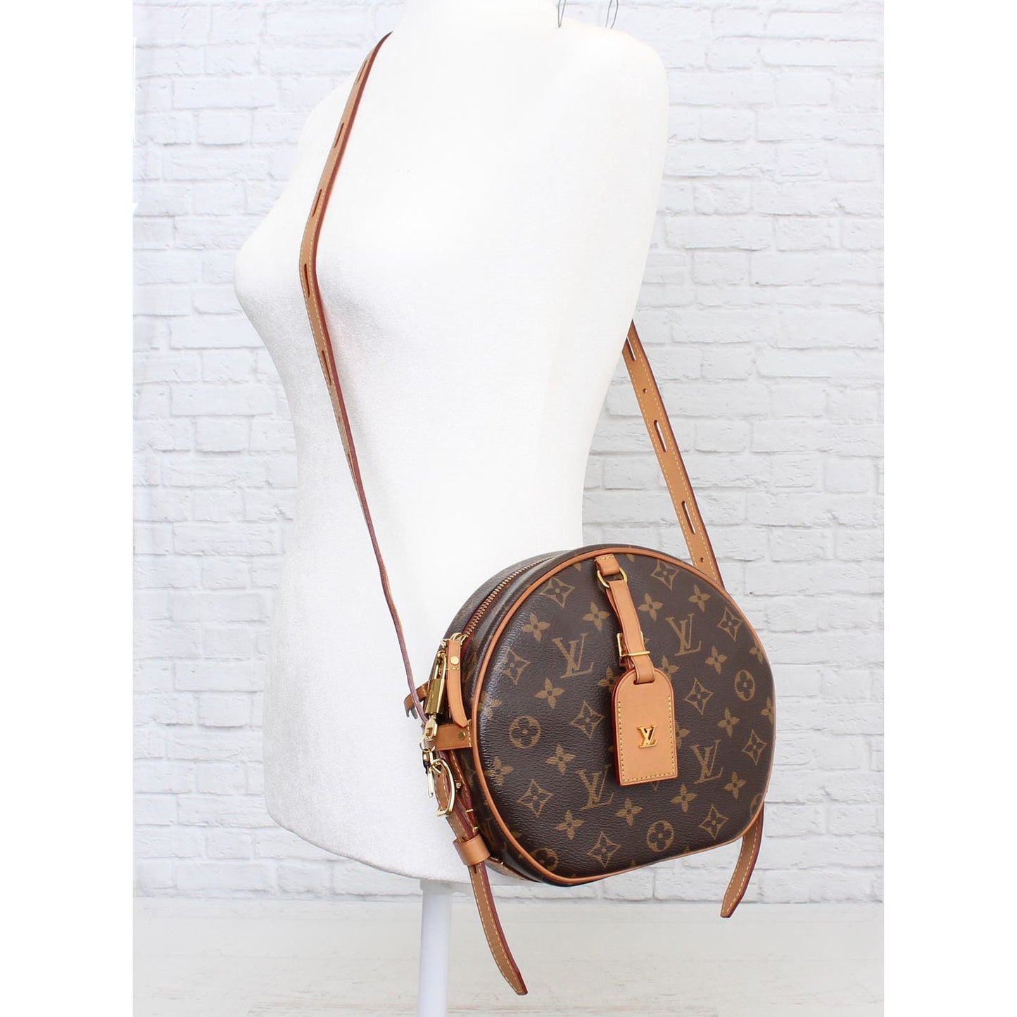 Louis Vuitton Boite Chapeau Souple MM Monogram Crossbody