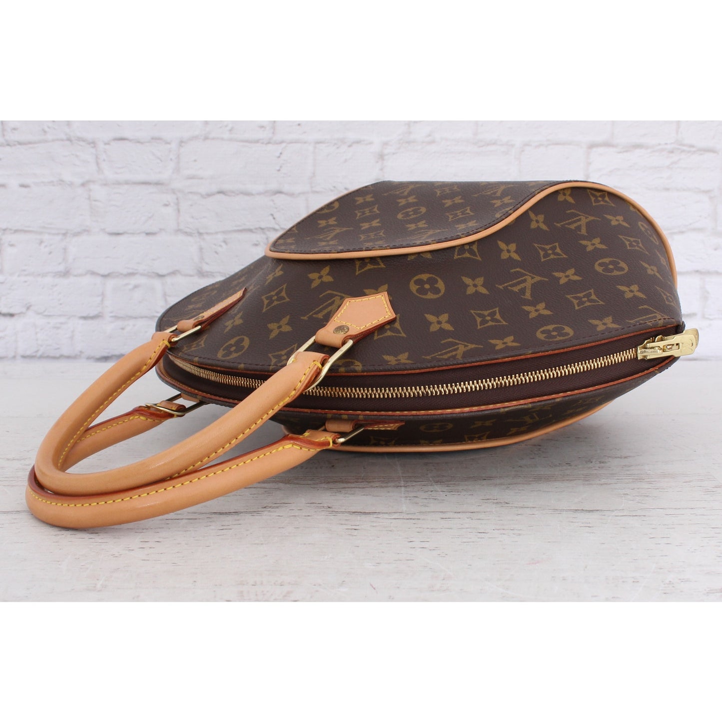 Louis Vuitton Ellipse MM Monogram Satchel