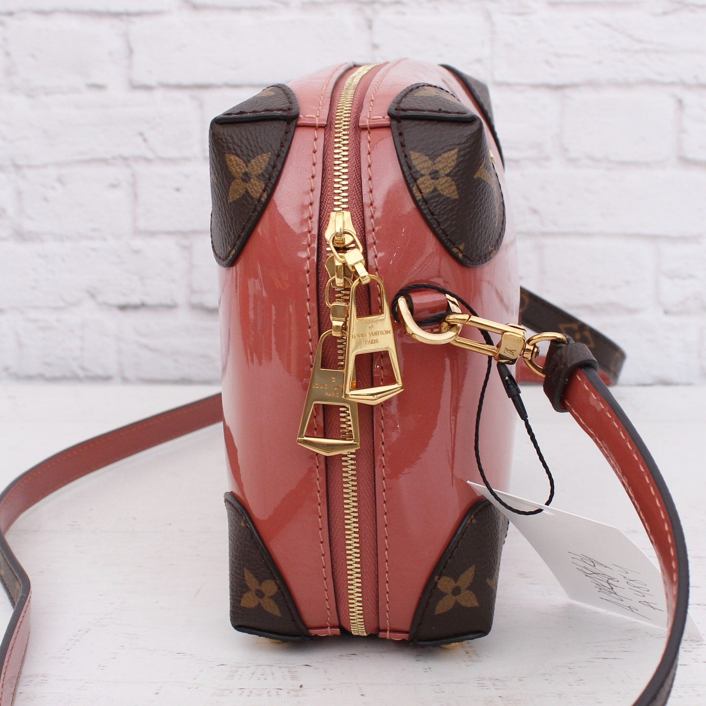Louis Vuitton Venice Pink Patent Leather Crossbody Shoulder Purse Gold A4884