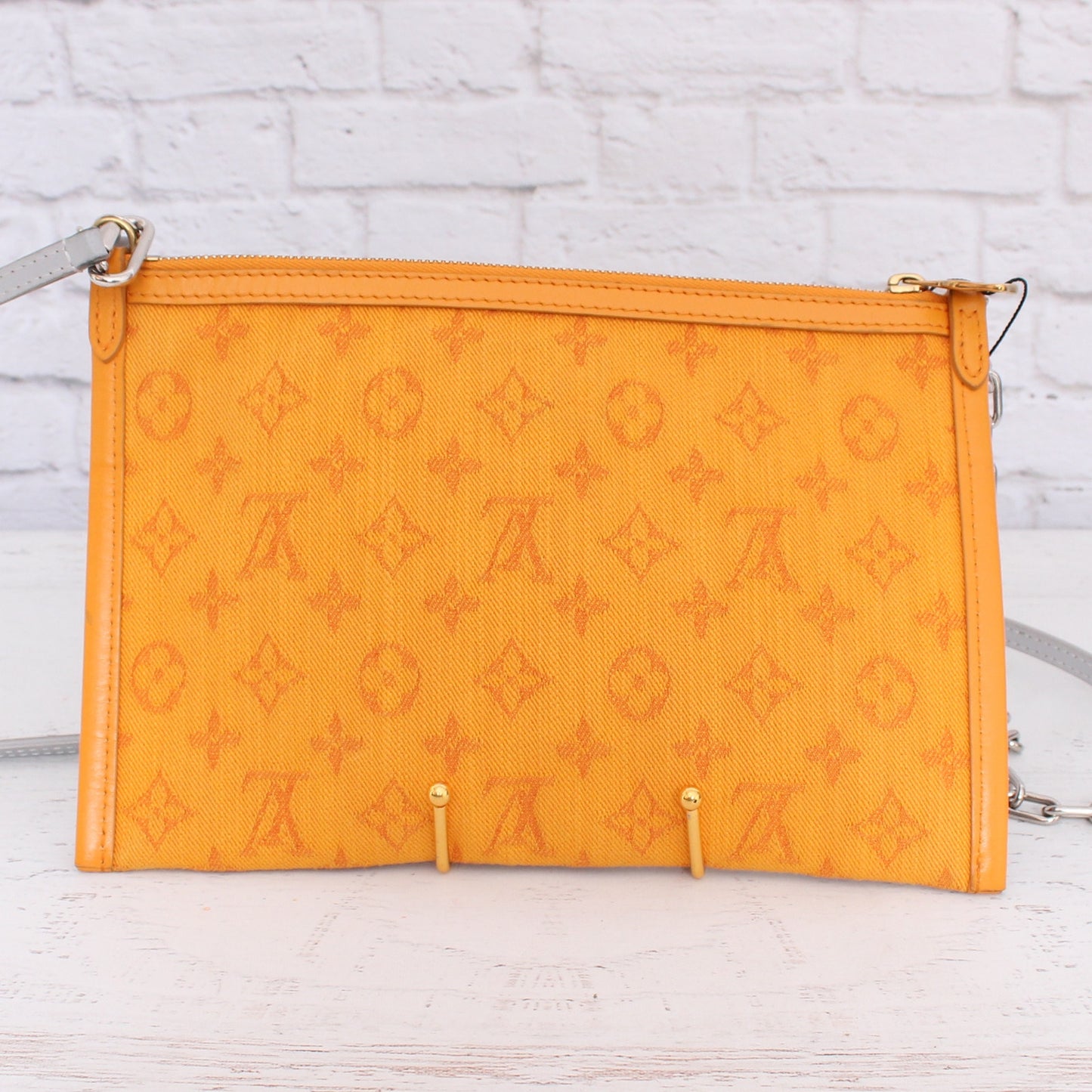 Louis Vuitton Double Flat Messenger Monogram Logo Story Crossbody Purse A3855