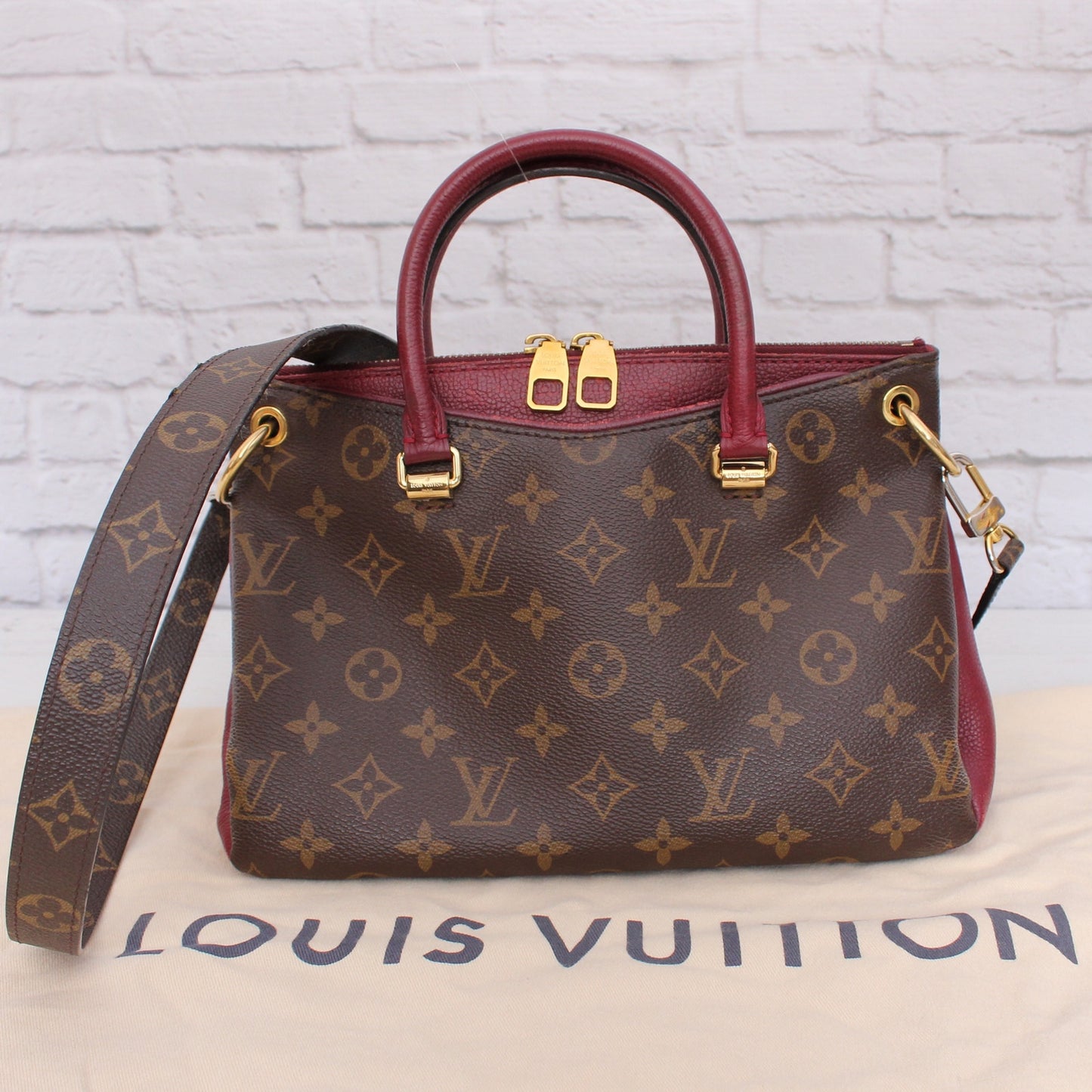 Louis Vuitton Pallas BB Monogram Raisin Satchel Crossbody Purse Tote A5089