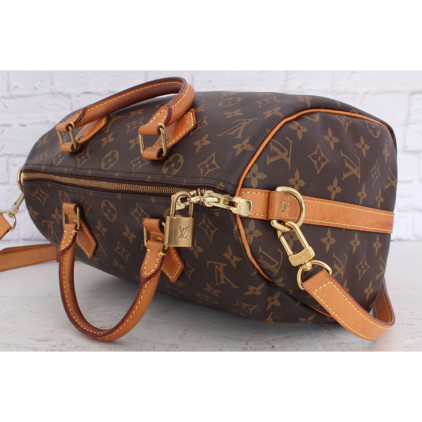 Louis Vuitton Speedy 30 Bandouliere Monogram Crossbody