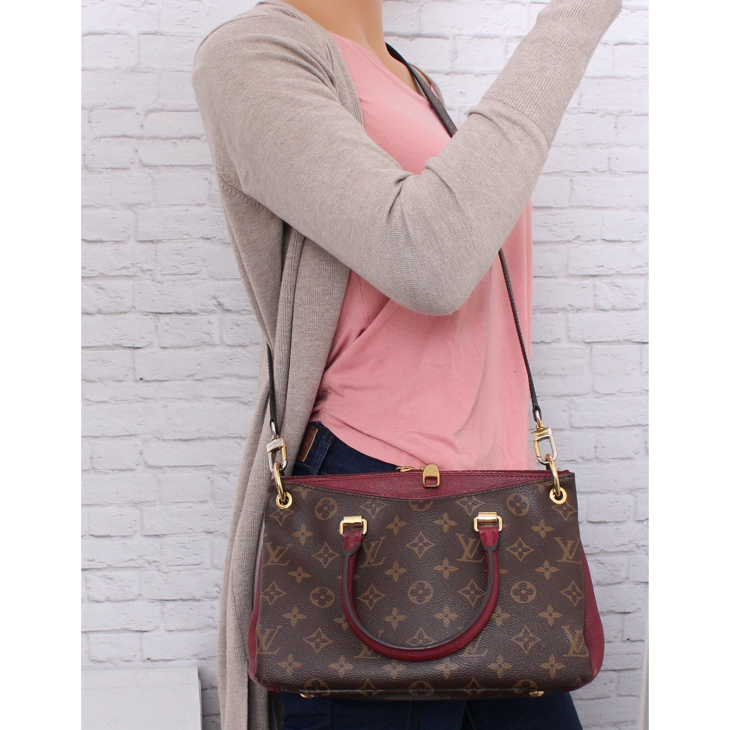 Louis Vuitton Pallas BB Monogram Raisin Satchel Crossbody Purse Tote A5089