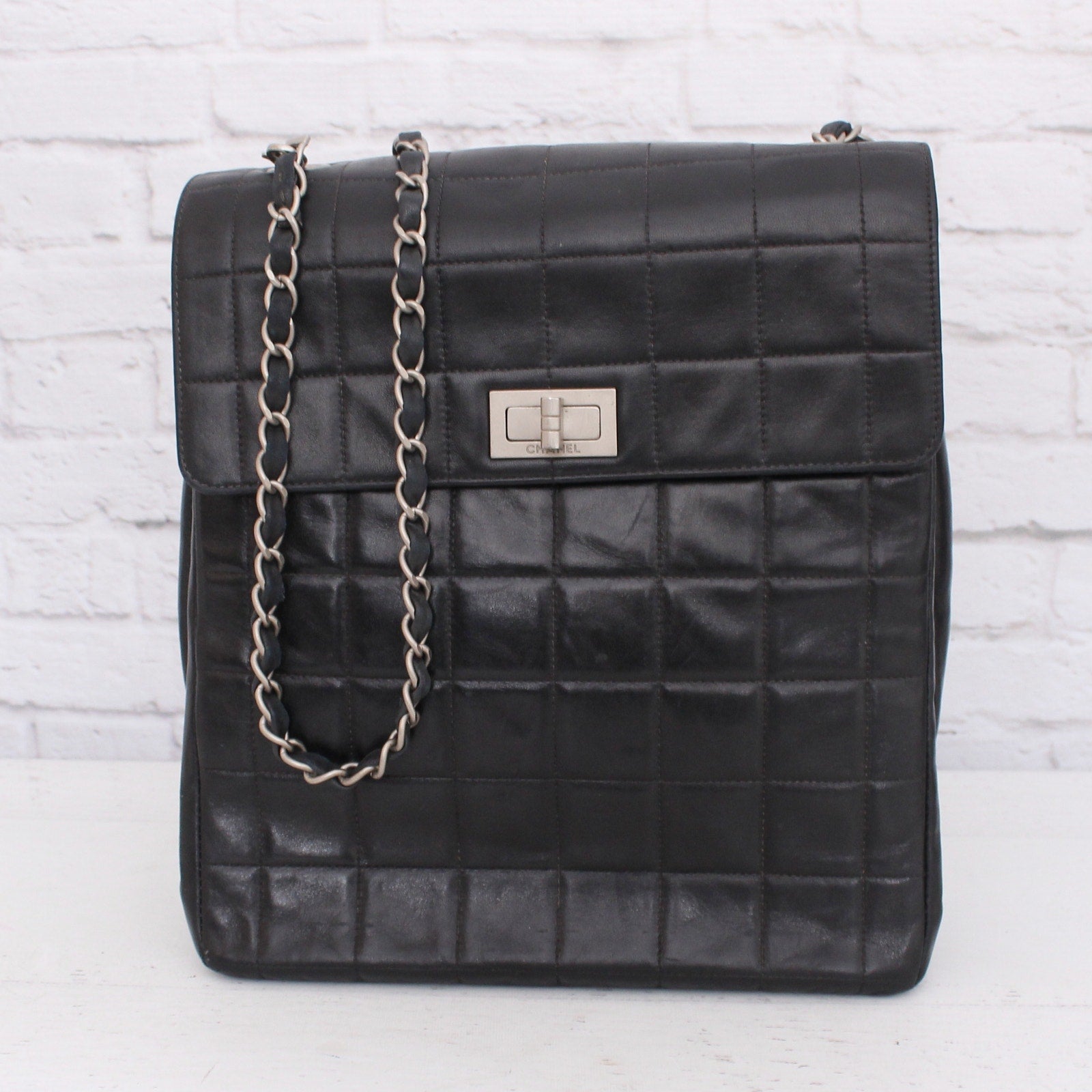 Chanel Chocolate Bar Multi Pocket Black Lambskin Leather Crossbody Purse A2904
