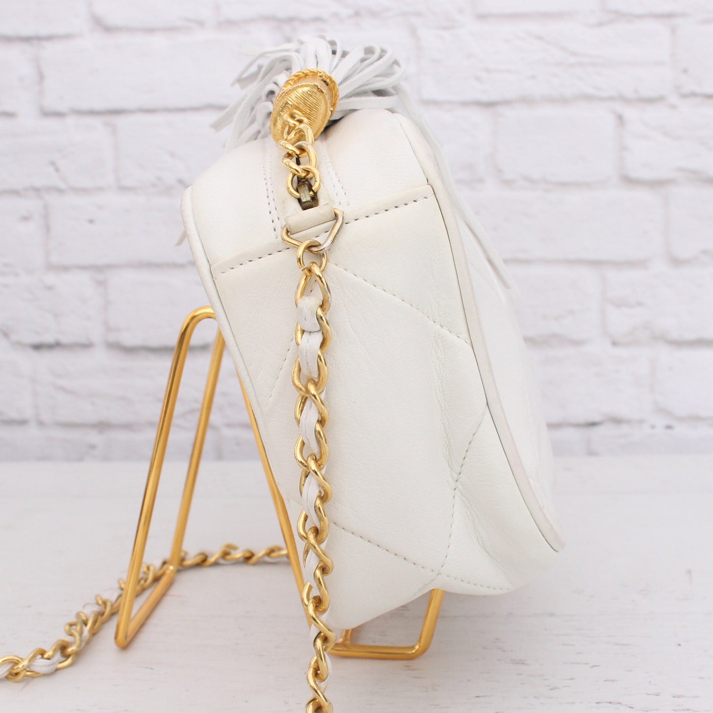 Chanel CC Camera Bag White Lambskin Leather Shoulder Crossbody Handbag A4050