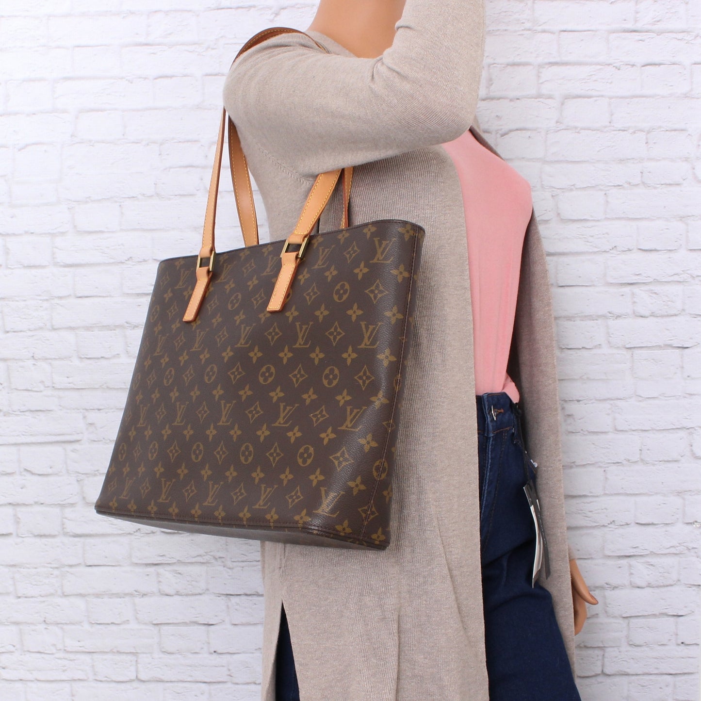 Louis Vuitton Luco Monogram Tote