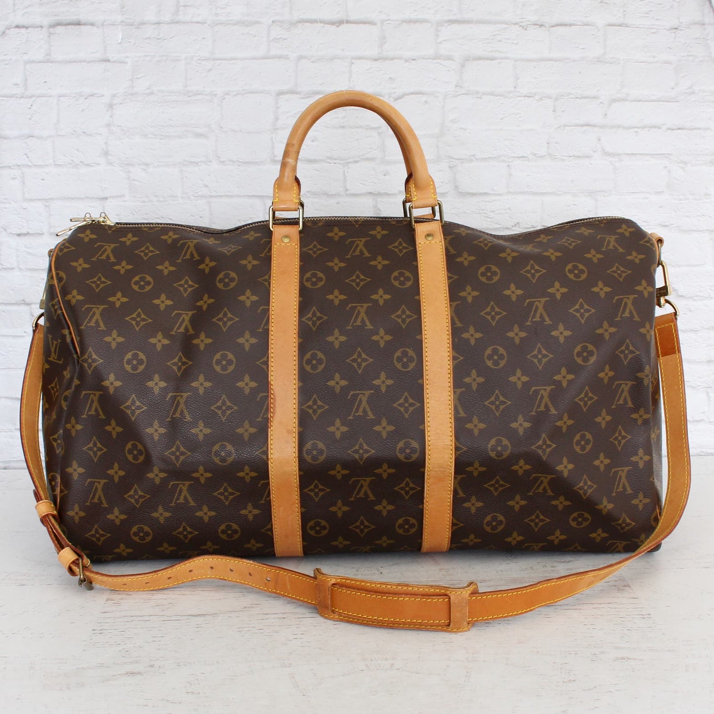 Louis Vuitton Keepall Bandouliere 55 Monogram Duffle Luggage Handbag