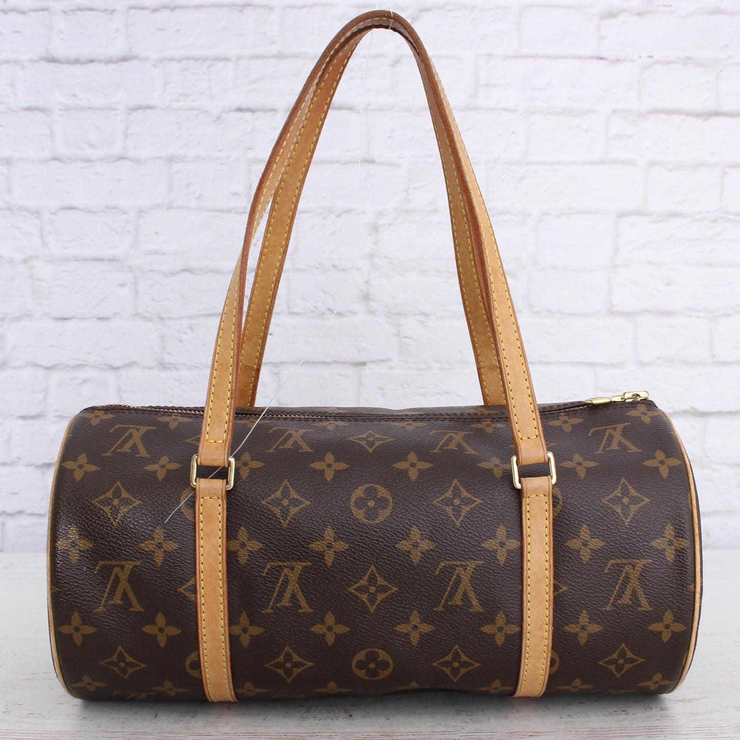 Louis Vuitton Papillon 30 Monogram with Pouch plus Certificate of Authenticity