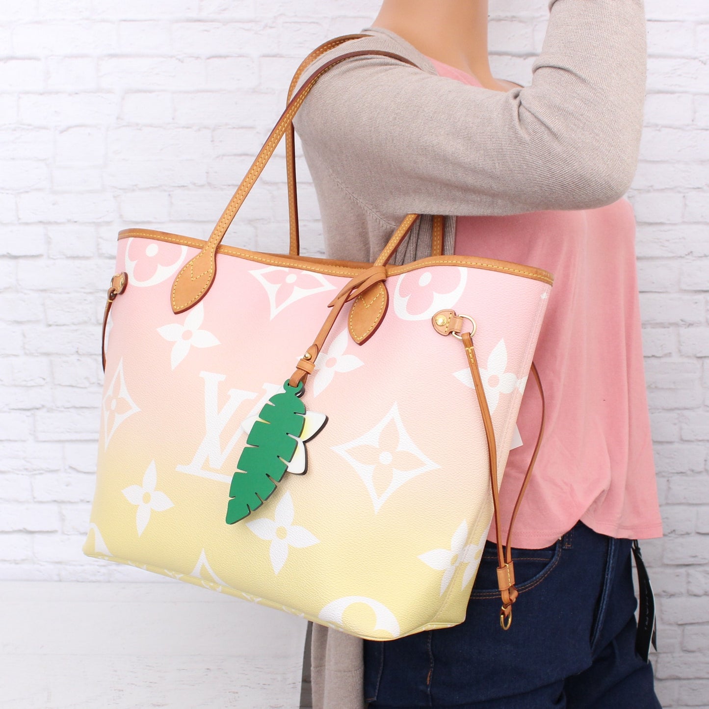 Louis Vuitton Neverfull MM with Pouch By The Pool Monogram Tote Shoulder