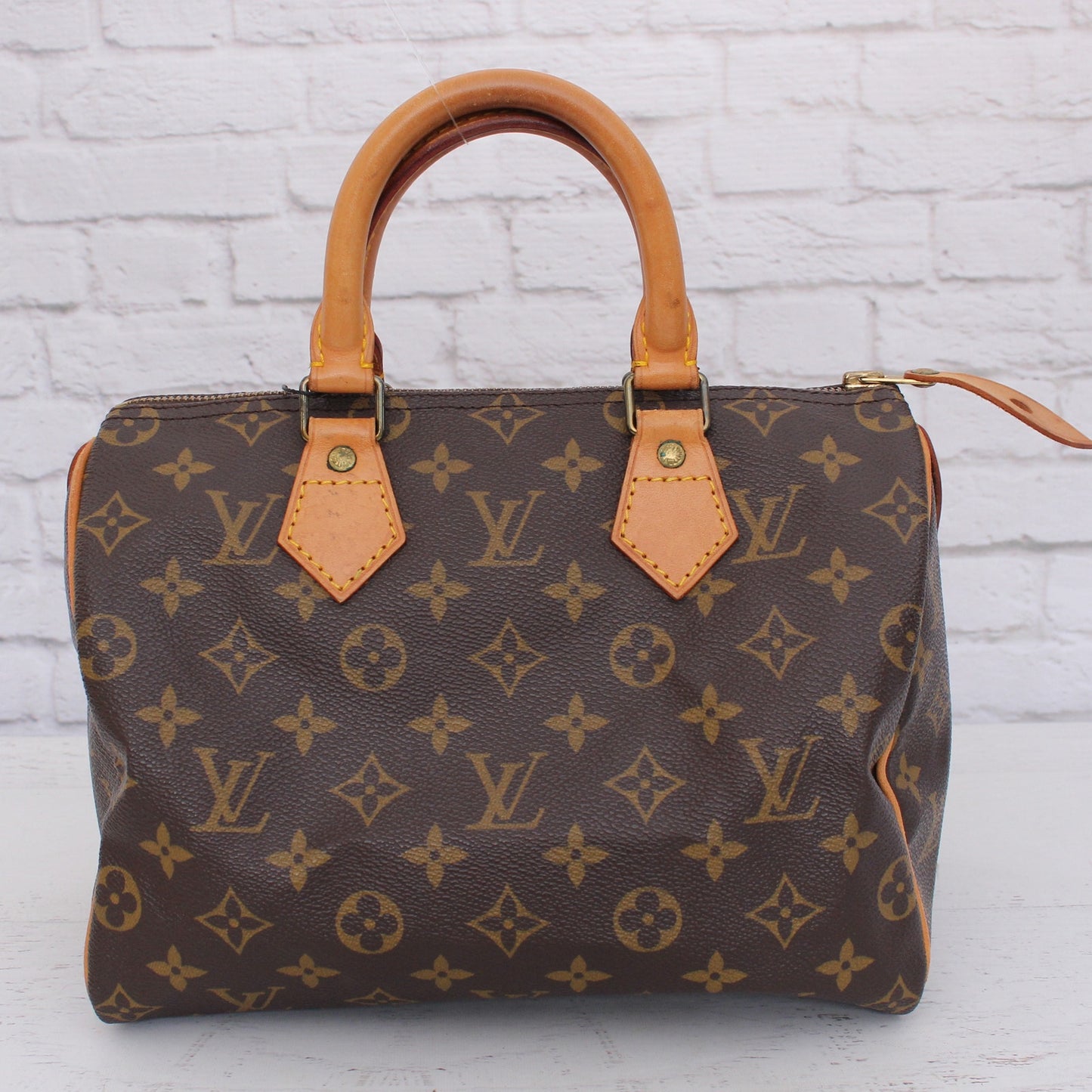 Louis Vuitton Speedy 25 Monogram Satchel Purse Handbag Leather Tote Purse A5120