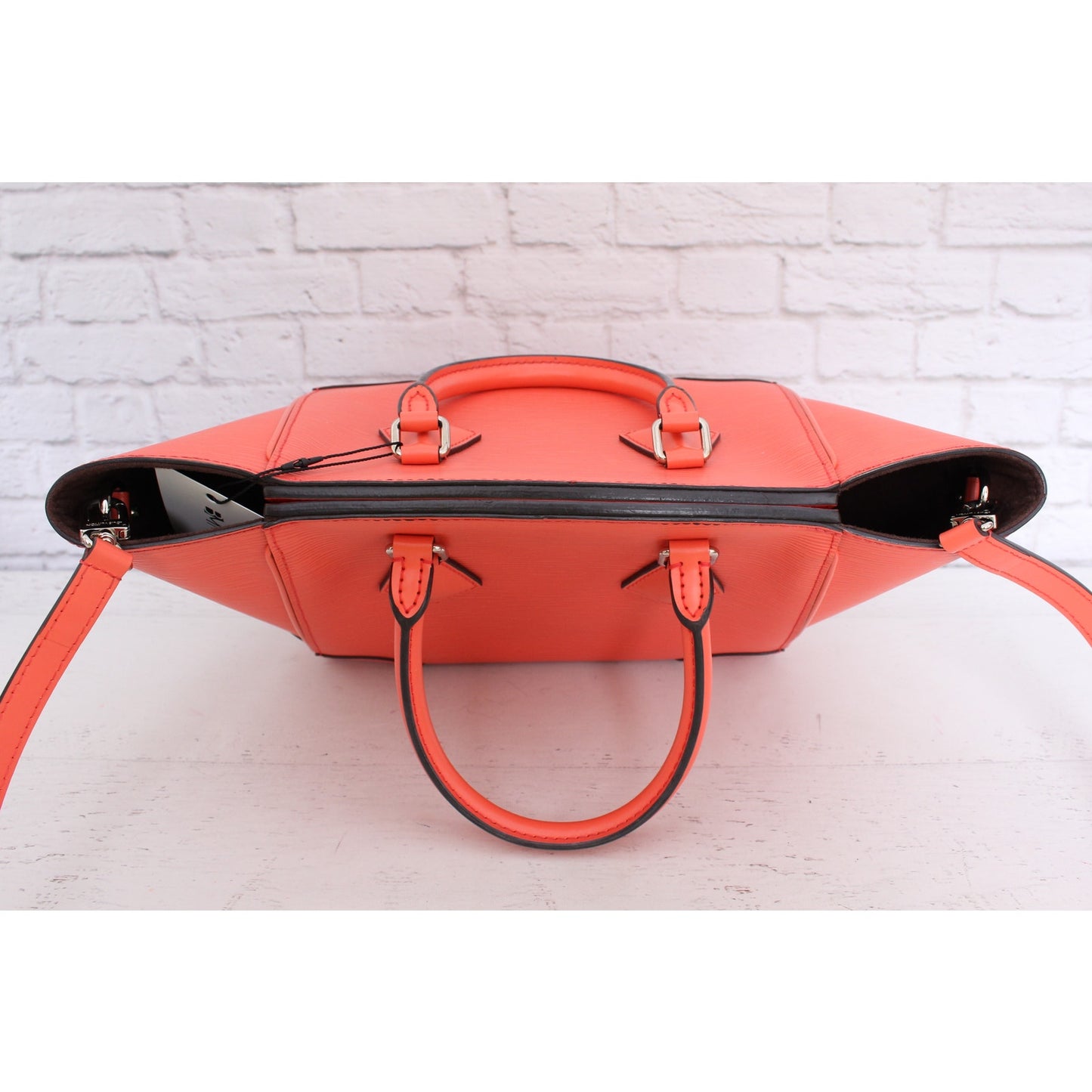 Louis Vuitton Phoenix PM Pink Epi Satchel Crossbody and Shoulder Purse A4490
